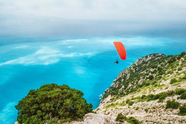 Parapente à Annecy : survolez des paysages enchanteurs !